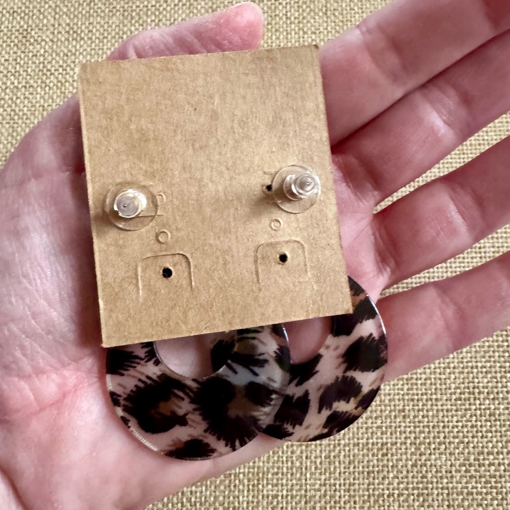 Plunder Leopard Print and Gold Earrings - Picture 4 of 5